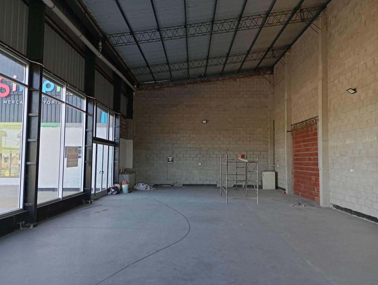 Salon en Alquiler excelente ubicacion 