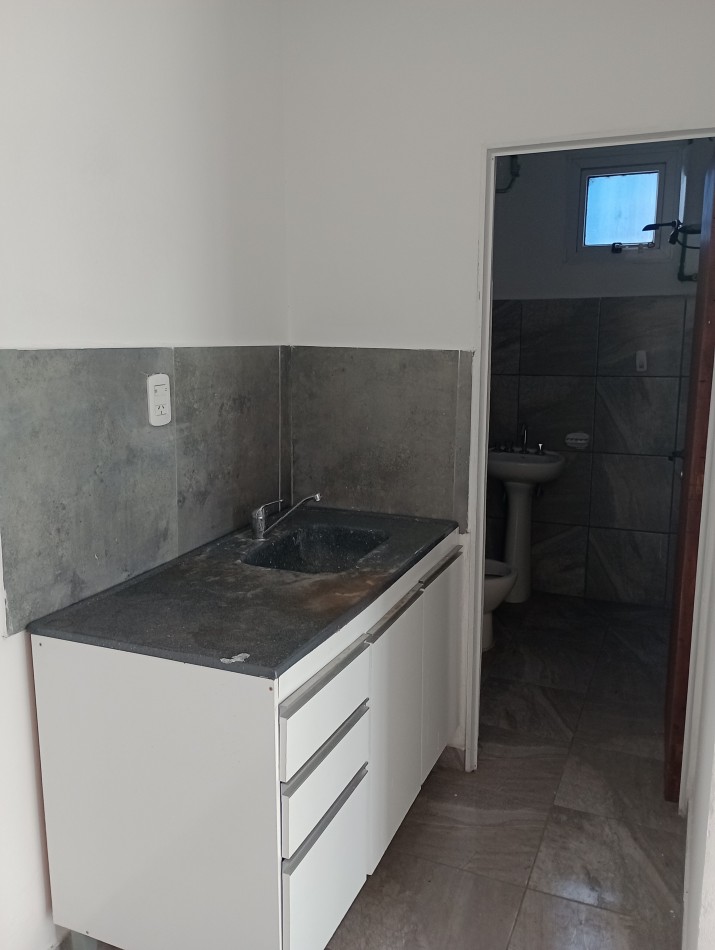 Excelente Galpon sobre la colectora Isidoro Brunengo